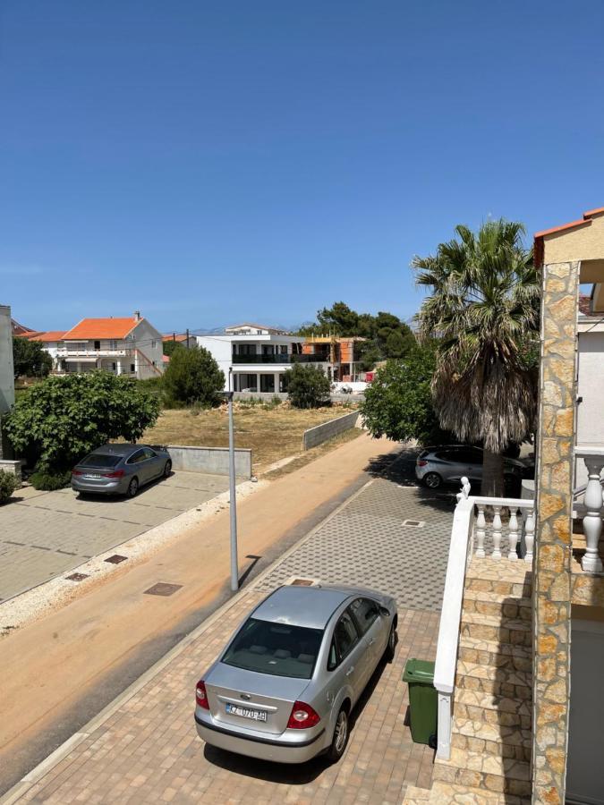 Apartments Villa Engeli Vir Eksteriør bilde