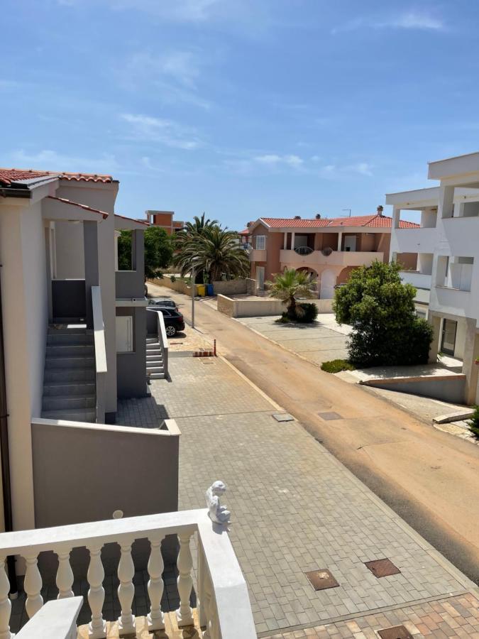 Apartments Villa Engeli Vir Eksteriør bilde