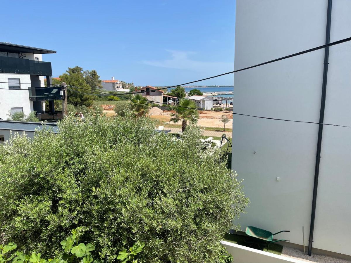 Apartments Villa Engeli Vir Eksteriør bilde