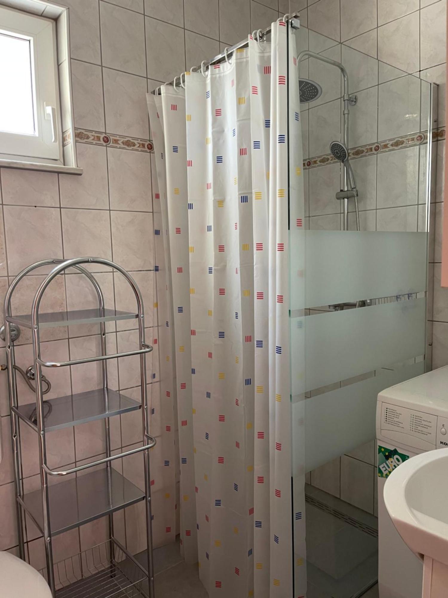 Apartments Villa Engeli Vir Rom bilde