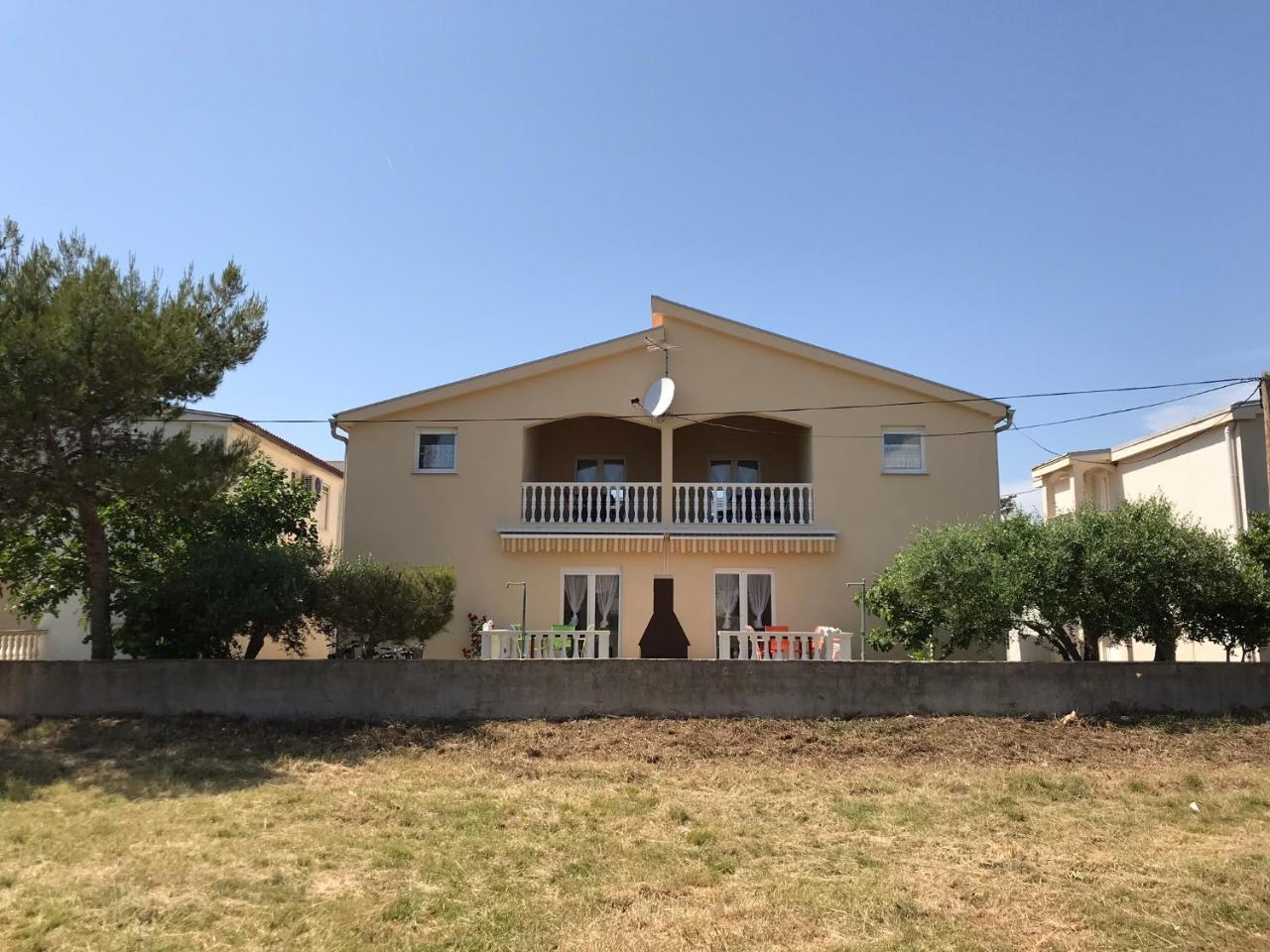 Apartments Villa Engeli Vir Eksteriør bilde